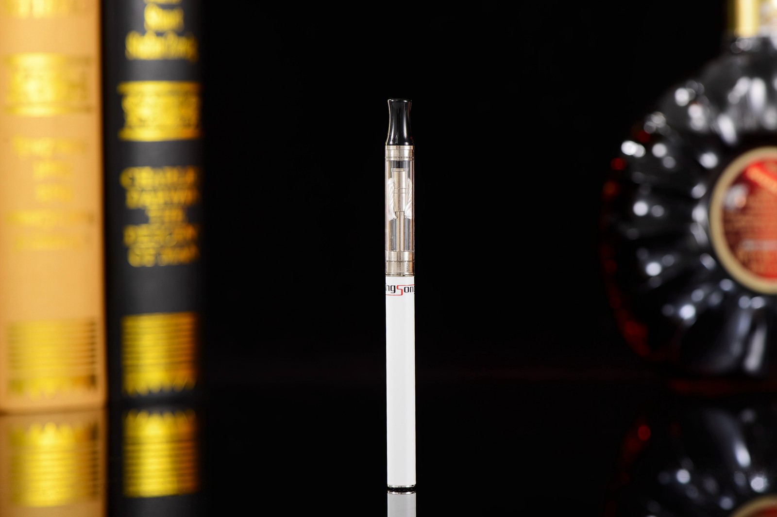 思摩尔国际2020年营收超百亿，盘中涨超5%