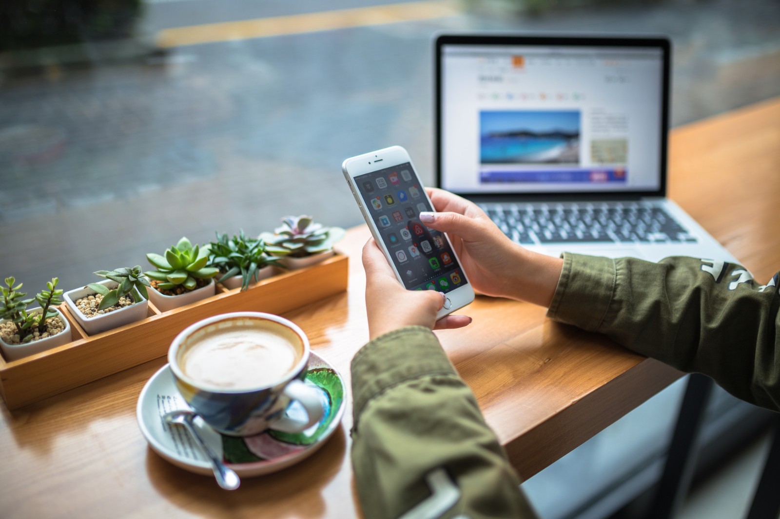 “尾部”在线教育的艰难生存样本：一起教育还有多少资本在甩货？