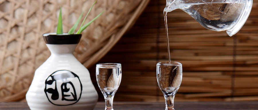 “提价王”泸州老窖：追不上的“茅五”，难回到的“前三”