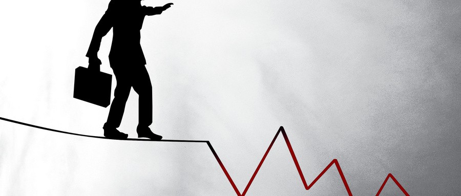 2年17倍牛股阳光电源业绩“暴雷”，遭中金公司“看空”下调目标价45%