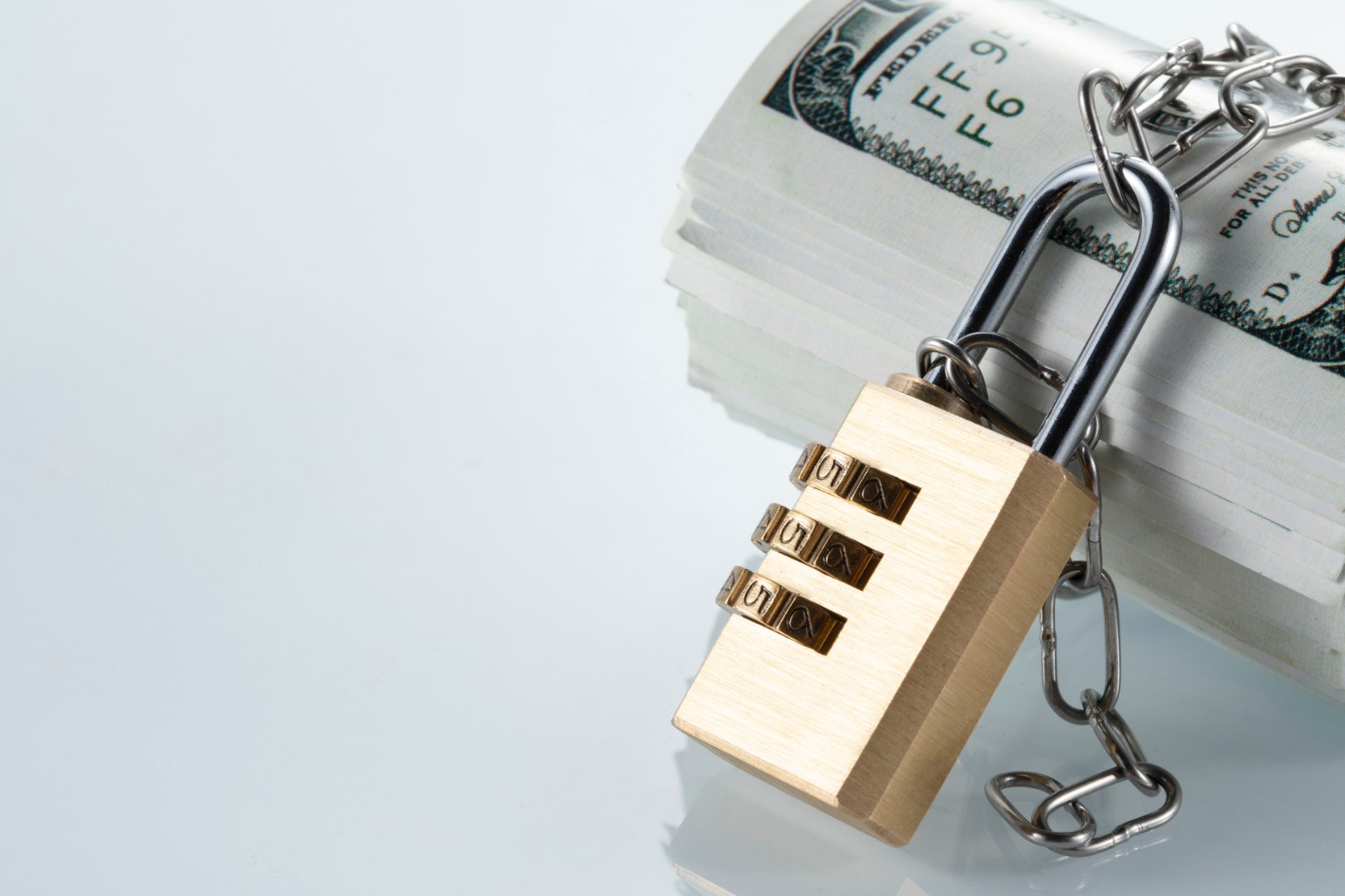 SOHO中国CFO倪葵阳被调查，涉嫌公司股票内幕交易