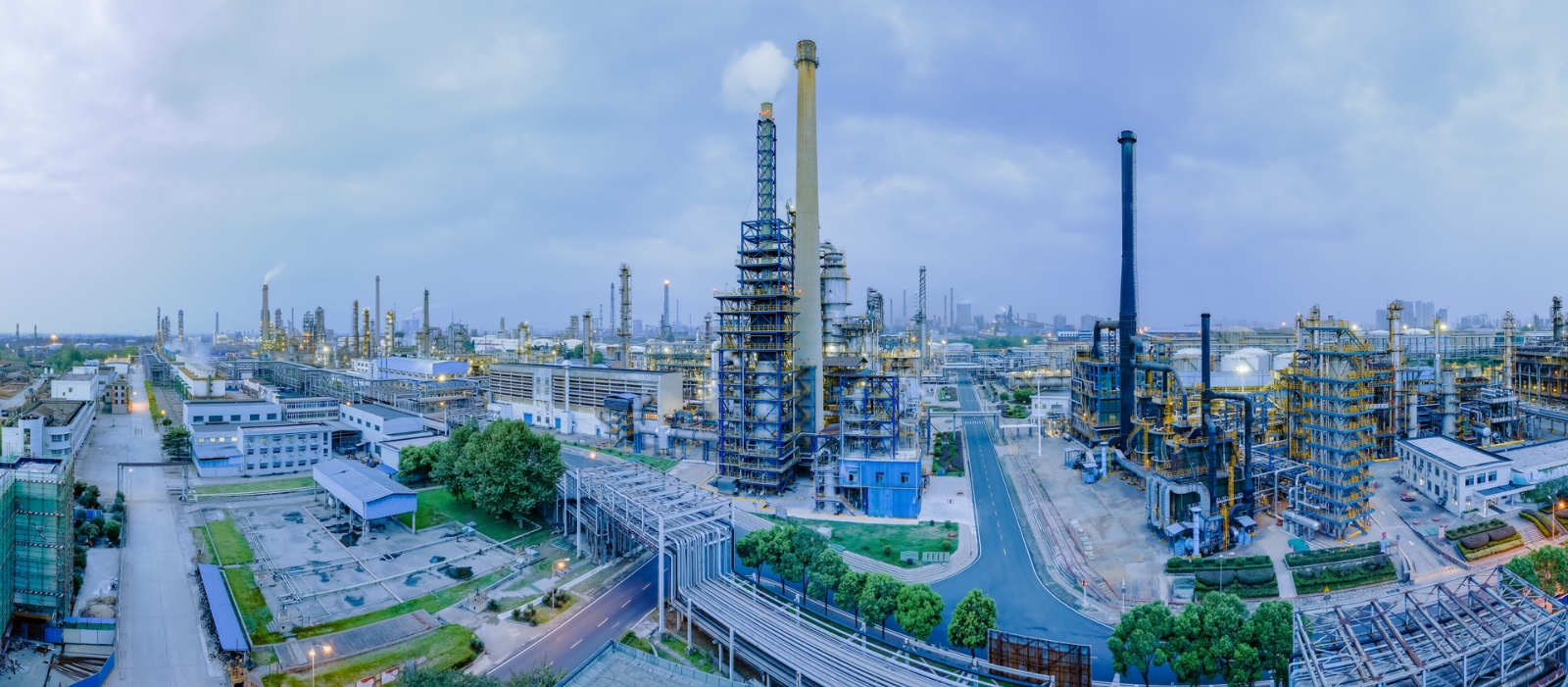 三星医疗上半年预盈翻倍！奥克斯掌舵人郑坚江靠“生猛”并购“逆风翻盘”