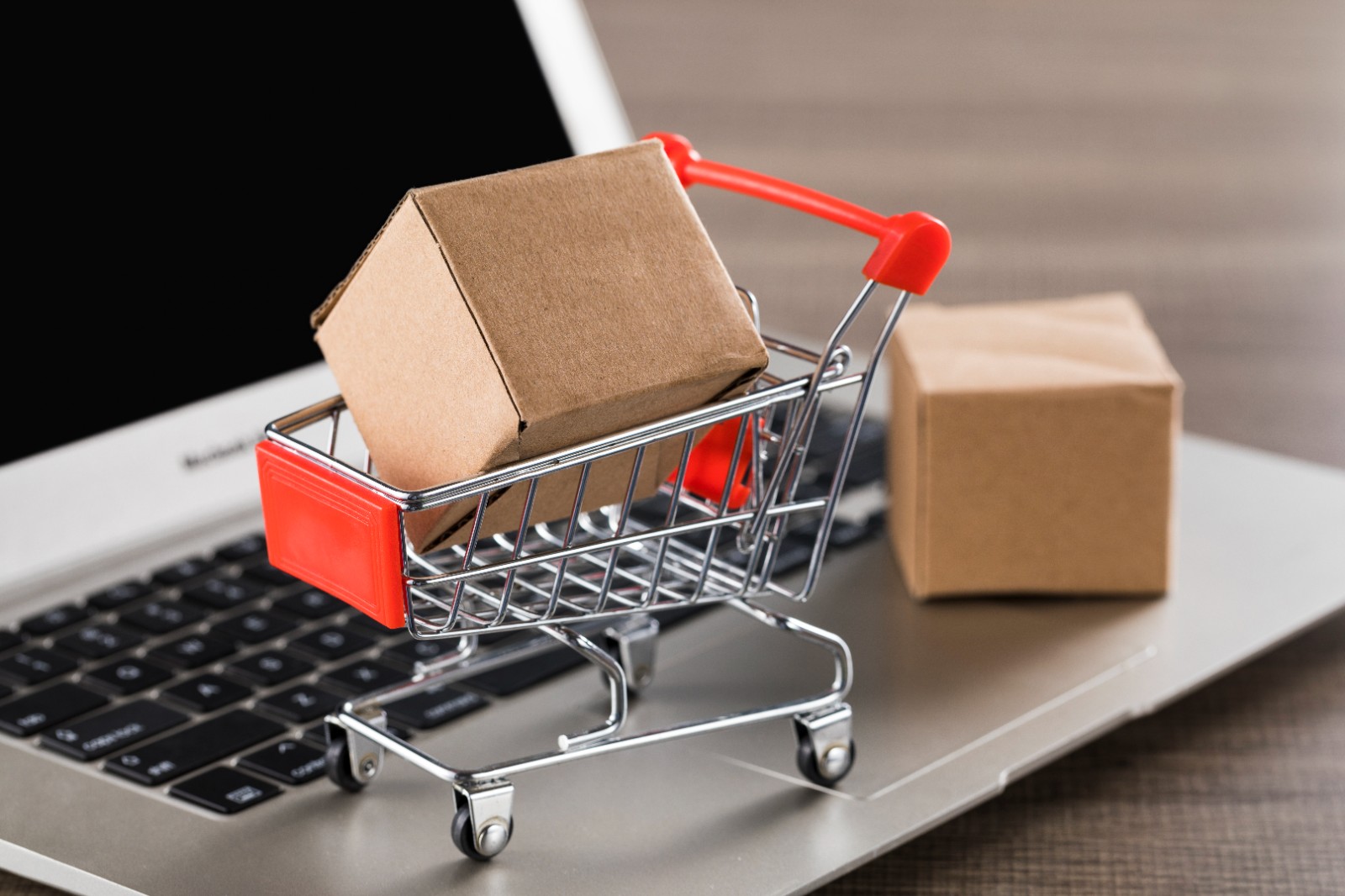 奥莱资产点燃市场热情 华夏首创奥莱REIT实现超募